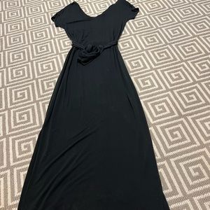 Comfortable Banana Republic Maxi Dress!!